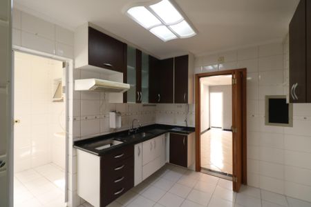 Apartamento para alugar com 3 quartos, 78m² em Santa Maria, São Caetano do Sul