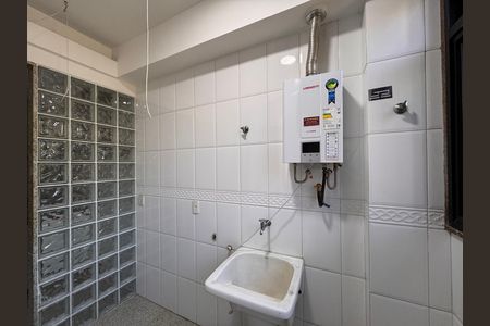 Apartamento para alugar com 115m², 2 quartos e 2 vagas Apartamento para alugar com 115m², 2 quartos e 2 vagasCozinha e Área de Serviço