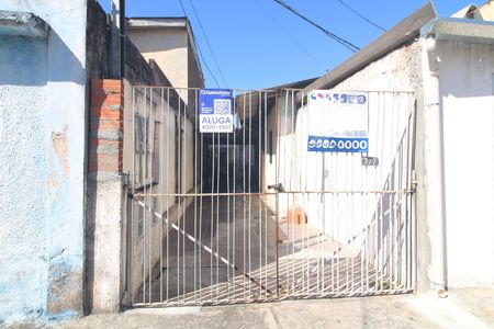 Fachada de casa para alugar com 1 quarto, 70m² em Jardim Guarapiranga, São Paulo