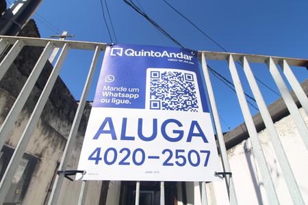 Placa de casa para alugar com 1 quarto, 70m² em Jardim Guarapiranga, São Paulo