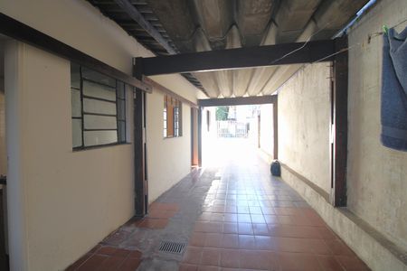 Garagem de casa para alugar com 1 quarto, 70m² em Jardim Guarapiranga, São Paulo