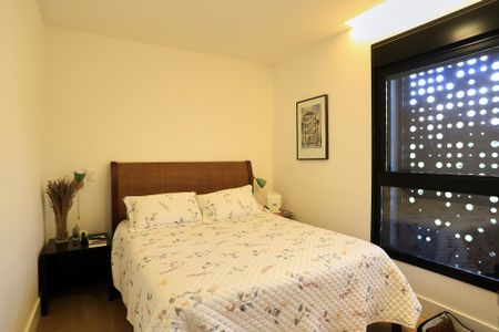 Apartamento à venda com 200m², 2 quartos e 3 vagas Apartamento à venda com 200m², 2 quartos e 3 vagasSuíte