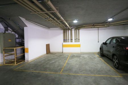 Apartamento à venda com 200m², 2 quartos e 3 vagas Apartamento à venda com 200m², 2 quartos e 3 vagasGaragem