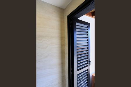 Apartamento à venda com 200m², 2 quartos e 3 vagas Apartamento à venda com 200m², 2 quartos e 3 vagasLavabo