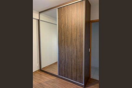 Apartamento para alugar com 64m², 2 quartos e 2 vagas Apartamento para alugar com 64m², 2 quartos e 2 vagasQuarto