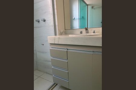 Apartamento para alugar com 64m², 2 quartos e 2 vagas Apartamento para alugar com 64m², 2 quartos e 2 vagasBanheiro