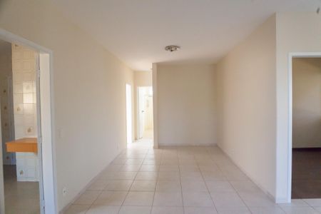 Casa de condomínio à venda com 210m², 3 quartos e 2 vagassala