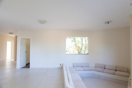 Casa de condomínio à venda com 210m², 3 quartos e 2 vagassala