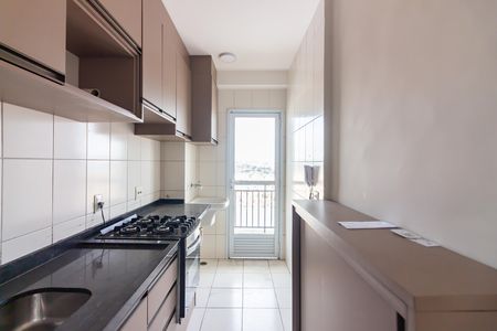 Cozinha  de apartamento à venda com 2 quartos, 50m² em São Pedro, Osasco