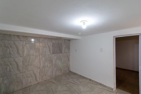 Sala de casa para alugar com 1 quarto, 60m² em Vila Ré, São Paulo