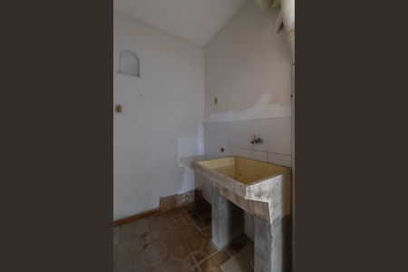 Área de Serviço de casa para alugar com 2 quartos, 60m² em Vila Ré, São Paulo