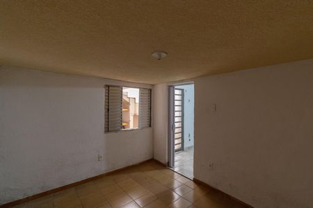 Quarto de casa para alugar com 2 quartos, 60m² em Vila Ré, São Paulo