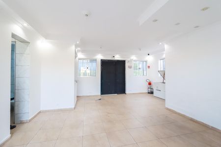 Apartamento para alugar com 46m², 2 quartos e 1 vaga Apartamento para alugar com 46m², 2 quartos e 1 vagaÁrea comum - Salão de festas