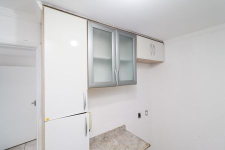 Apartamento para alugar com 46m², 2 quartos e 1 vaga Apartamento para alugar com 46m², 2 quartos e 1 vagaCozinha - Armários
