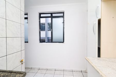 Cozinha de apartamento à venda com 2 quartos, 46m² em Jardins Recanto das Rosas, São Paulo