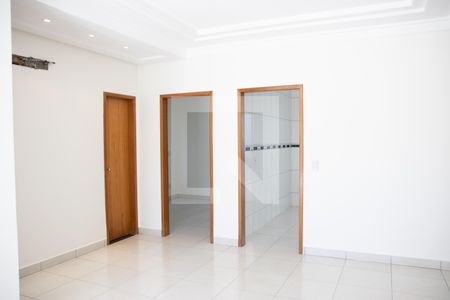 Casa à venda com 300m², 5 quartos e 4 vagas Casa à venda com 300m², 5 quartos e 4 vagasSala