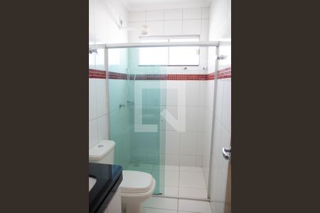 Casa à venda com 300m², 5 quartos e 4 vagas Casa à venda com 300m², 5 quartos e 4 vagasBanheiro social 2