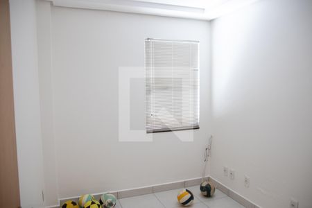 Casa à venda com 300m², 5 quartos e 4 vagas Casa à venda com 300m², 5 quartos e 4 vagasQuarto 01