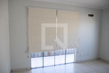 Casa à venda com 300m², 5 quartos e 4 vagas Casa à venda com 300m², 5 quartos e 4 vagasQuarto 03