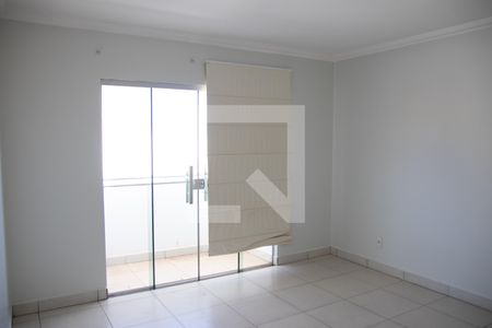 Casa à venda com 300m², 5 quartos e 4 vagas Casa à venda com 300m², 5 quartos e 4 vagasQuarto 04