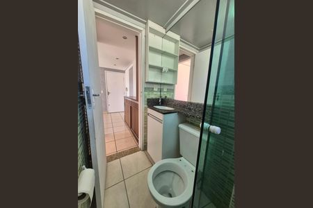 Apartamento para alugar com 67m², 3 quartos e 1 vaga Apartamento para alugar com 67m², 3 quartos e 1 vagaBanheiro Corredor