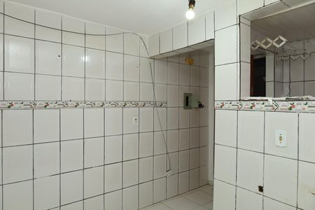 Cozinha de apartamento para alugar com 2 quartos, 54m² em Conjunto Habitacional Santa Etelvina Ii, São Paulo