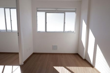 Apartamento para alugar com 35m², 2 quartos e 1 vaga Apartamento para alugar com 35m², 2 quartos e 1 vagaSala