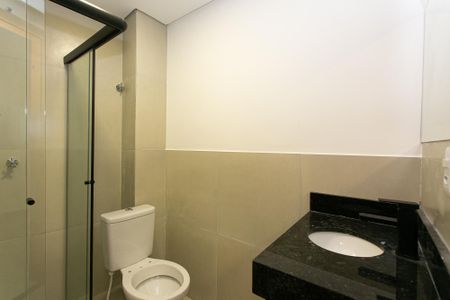 Banheiro da Suíte de apartamento para alugar com 1 quarto, 30m² em Cidade Mãe do Céu, São Paulo
