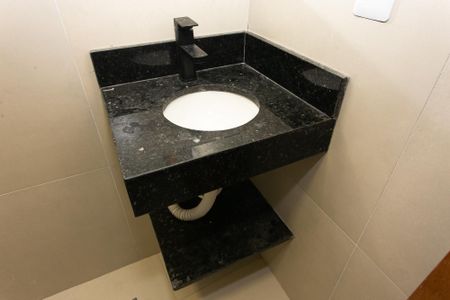 Apartamento para alugar com 30m², 1 quarto e sem vagaBanheiro da Suíte