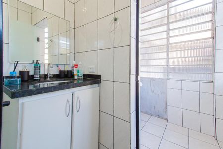 Banheiro de casa para alugar com 2 quartos, 120m² em Parque das Américas, Mauá