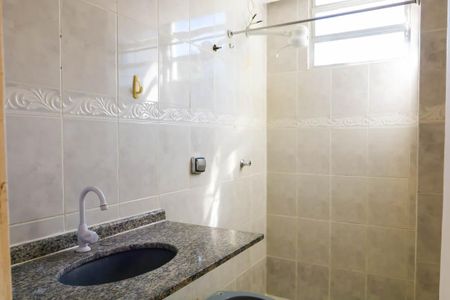 Apartamento para alugar com 70m², 2 quartos e 1 vaga Apartamento para alugar com 70m², 2 quartos e 1 vagaBanheiro