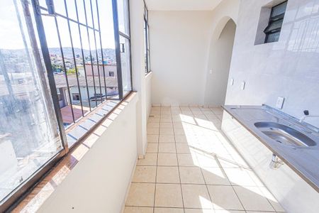 cozinha de casa para alugar com 3 quartos, 79m² em Candelária, Belo Horizonte