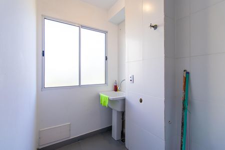 Área de Serviço de apartamento para alugar com 2 quartos, 47m² em Vila Monte Serrat, Cotia