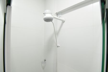 Banheiro do Studio de kitnet/studio para alugar com 1 quarto, 22m² em Centro, Curitiba