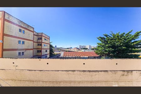 Sala vista de apartamento para alugar com 2 quartos, 50m² em Pilares, Rio de Janeiro