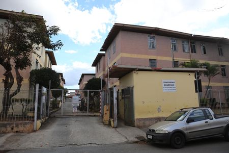 Apartamento para alugar com 66m², 3 quartos e 1 vagaFachada