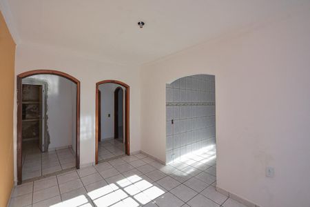 Casa à venda com 3 quartos, 198m² em Jardim Vista Alegre, São Paulo