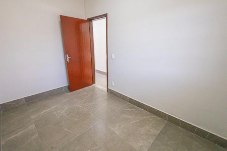 sala (quarto 3) de casa para alugar com 3 quartos, 58m² em Candelária, Belo Horizonte