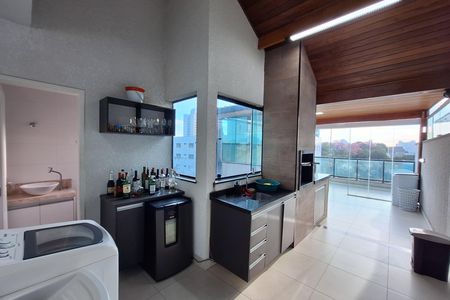 Apartamento à venda com 96m², 2 quartos e 1 vaga Apartamento à venda com 96m², 2 quartos e 1 vagaCobertura