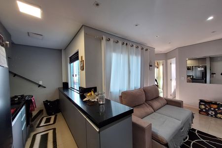 Apartamento à venda com 96m², 2 quartos e 1 vaga Apartamento à venda com 96m², 2 quartos e 1 vagaSala