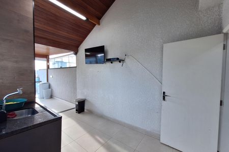 Apartamento à venda com 96m², 2 quartos e 1 vaga Apartamento à venda com 96m², 2 quartos e 1 vagaCobertura