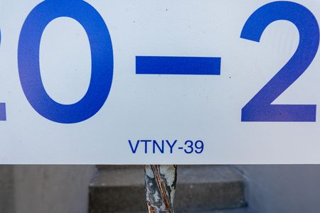 Placa de apartamento à venda com 1 quarto, 33m² em Imperial de São Cristóvão, Rio de Janeiro
