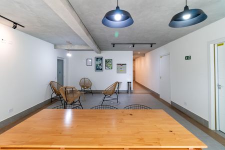Apartamento para alugar com 38m², 1 quarto e 1 vaga Apartamento para alugar com 38m², 1 quarto e 1 vagaÁrea Comum - Salão de Festas