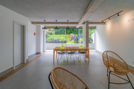 Apartamento para alugar com 38m², 1 quarto e 1 vaga Apartamento para alugar com 38m², 1 quarto e 1 vagaÁrea Comum - Salão de Festas
