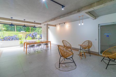Apartamento para alugar com 38m², 1 quarto e 1 vaga Apartamento para alugar com 38m², 1 quarto e 1 vagaÁrea Comum - Salão de Festas