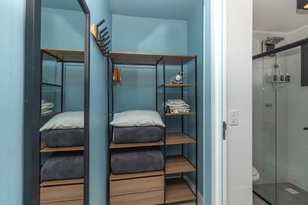 Apartamento para alugar com 38m², 1 quarto e 1 vaga Apartamento para alugar com 38m², 1 quarto e 1 vagaCloset