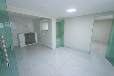 Casa para alugar com 3 quartos, 55m² em Candelária, Belo Horizonte