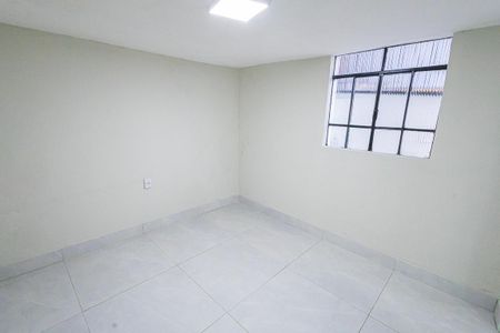Casa para alugar com 55m², 3 quartos e sem vaga Casa para alugar com 55m², 3 quartos e sem vagaquarto 1