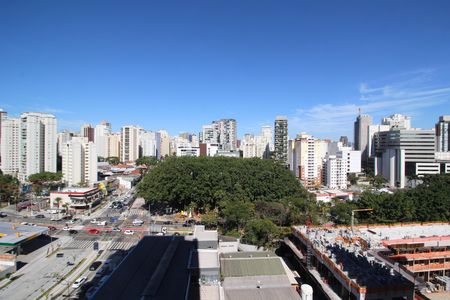 Apartamento à venda com 101m², 2 quartos e 2 vagas Apartamento à venda com 101m², 2 quartos e 2 vagasVista