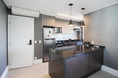 Apartamento à venda com 101m², 2 quartos e 2 vagas Apartamento à venda com 101m², 2 quartos e 2 vagasCozinha